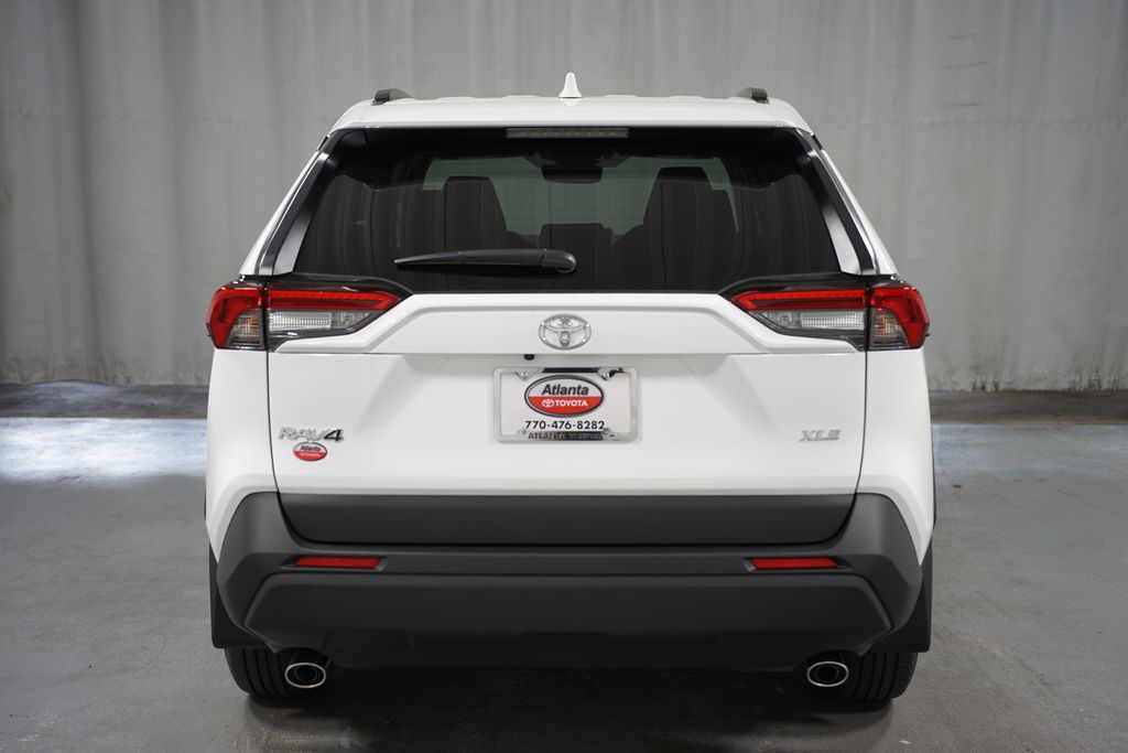 2025 Toyota RAV4 XLE 7