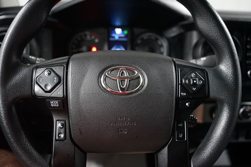 Thumbnail: 2021 Toyota Tacoma - 14