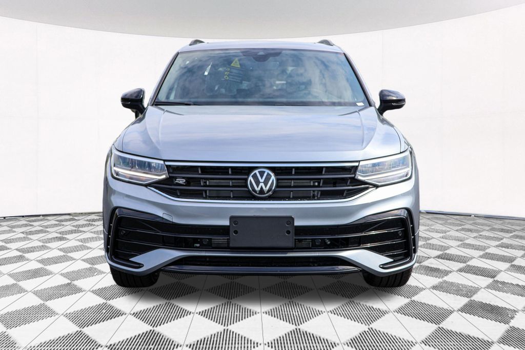 2024 Volkswagen Tiguan 2.0T SE R-Line Black 6