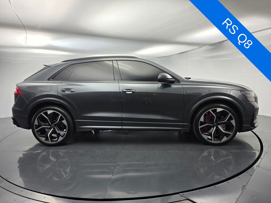 Used 2022 Gray Audi 4.0T image 3