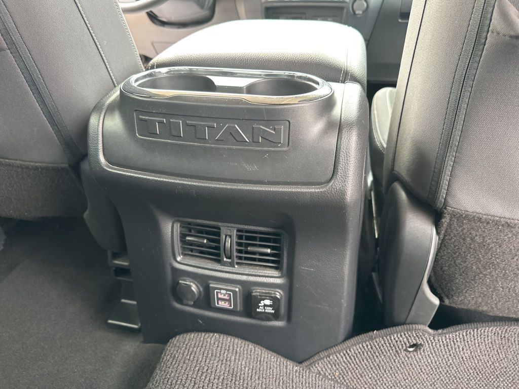 2024 Nissan Titan SV 29