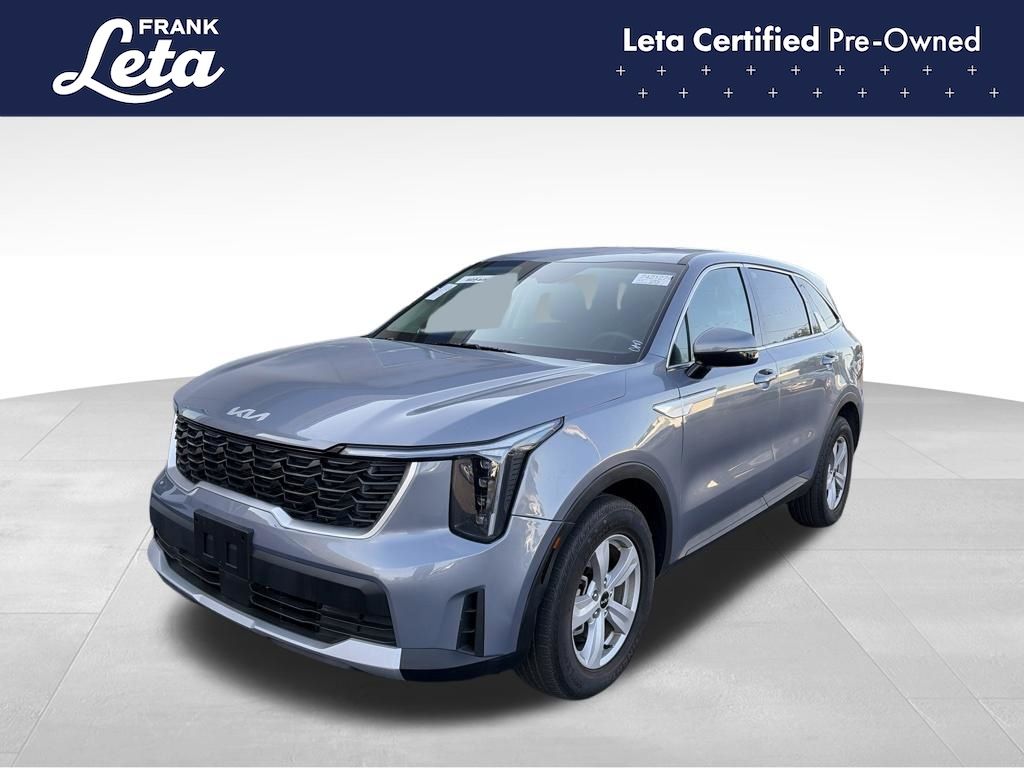 Everlasting Silver 2025 Kia Sorento SUV / Crossover Front-Wheel Drive 8-Speed Automatic
