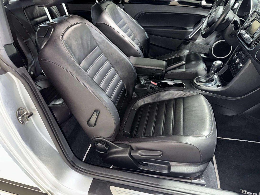 Used 2012 Reflex Silver Metallic Volkswagen 2.0 TSi image 24