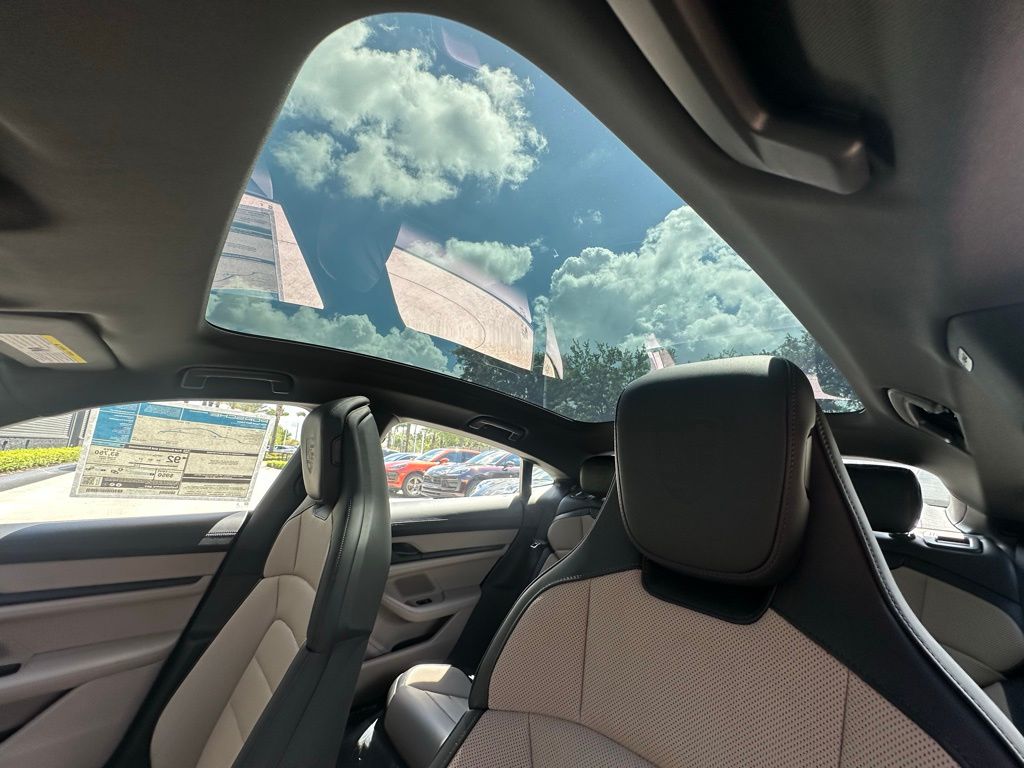 Thumbnail: 2026 Porsche Taycan - 25