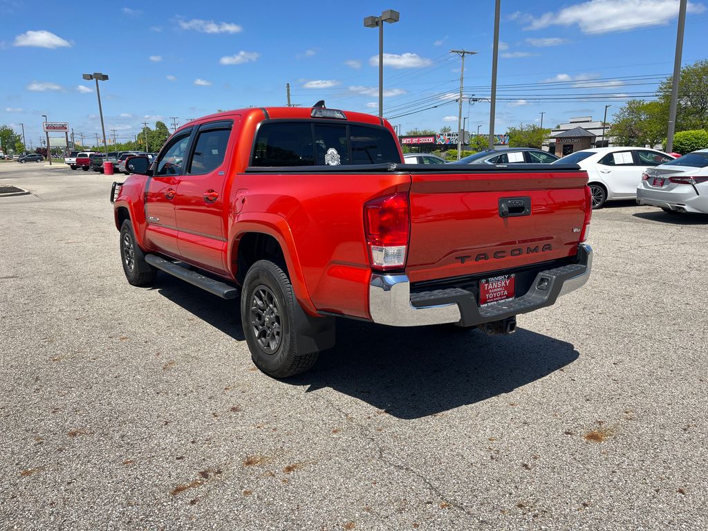 2017 Toyota Tacoma SR5 photo