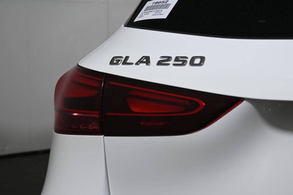 Thumbnail: 2026 Mercedes-Benz GLA - 12