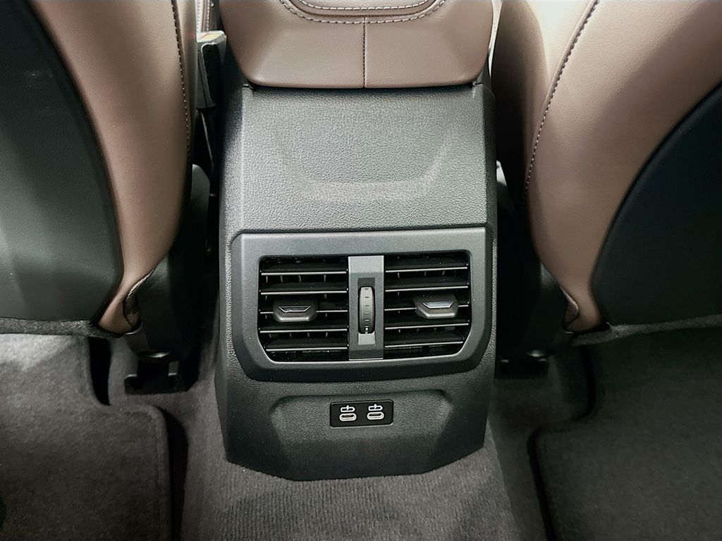 Thumbnail: 2026 BMW 2 Series - 18