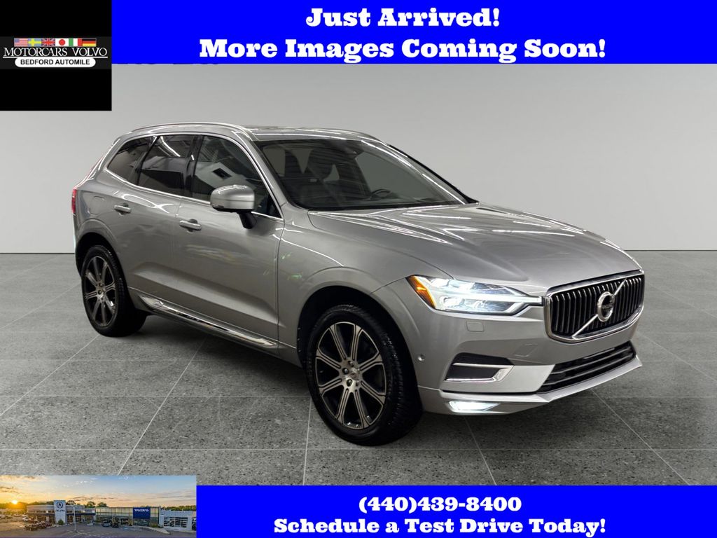 Electric Silver Metallic 2018 Volvo XC60 T6 Inscription AWD SUV / Crossover All-Wheel Drive Automatic
