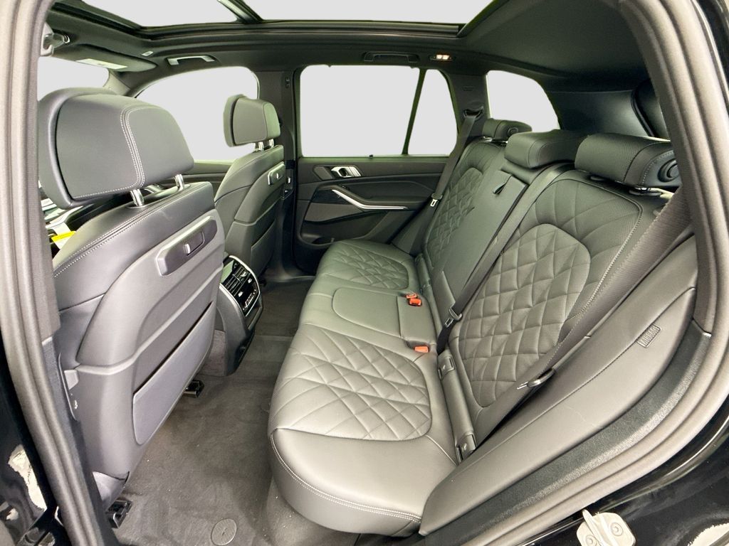 Thumbnail: 2026 BMW X5 - 20
