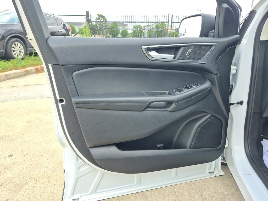 2024 Ford Edge SE White at Shottenkirk Kia Fort Bend