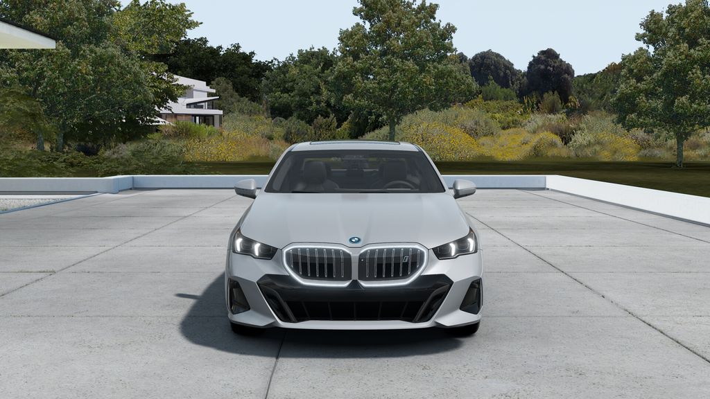 2025 BMW i5 xDrive40 32