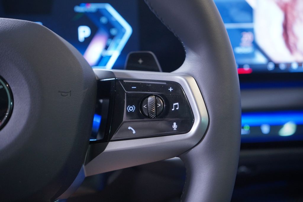 Thumbnail: 2025 BMW X3 - 19