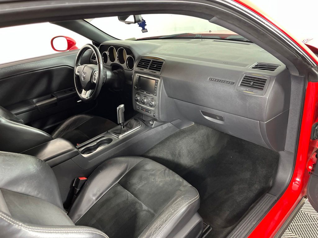 Thumbnail: 2014 Dodge Challenger - 3