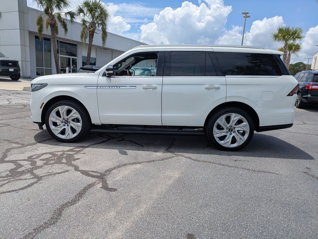 2025 Lincoln Navigator Reserve