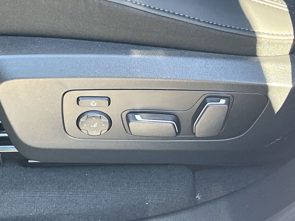 Thumbnail: 2026 BMW X3 - 12