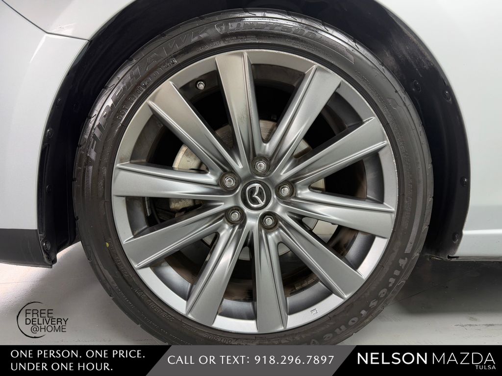 Used 2018 Silver Mazda Touring image 13