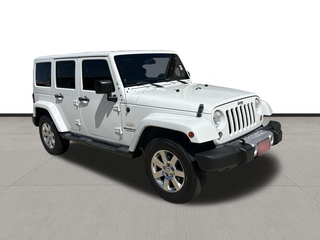 2014 Jeep Wrangler Unlimited Sahara White at Autostrade