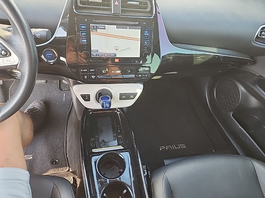 Thumbnail: 2017 Toyota Prius - 7
