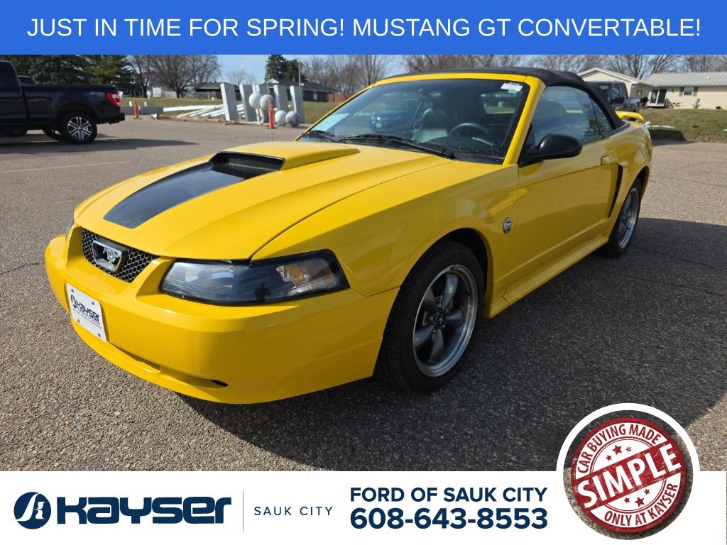 2004 Ford Mustang GT Convertible RWD