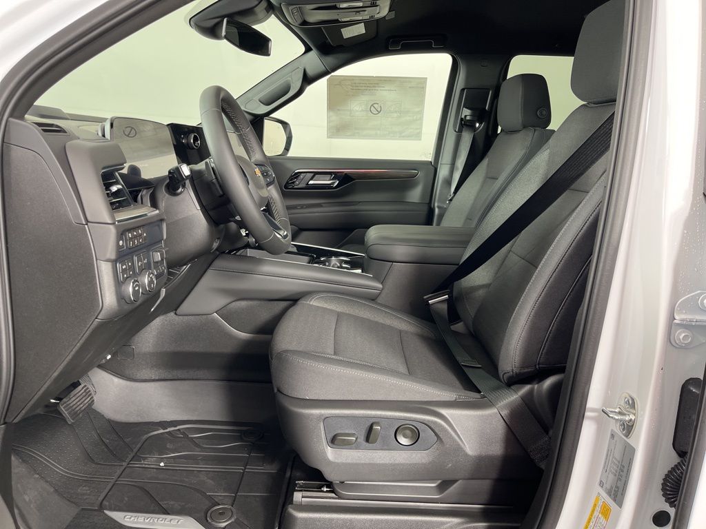 Thumbnail: 2026 Chevrolet Tahoe - 22