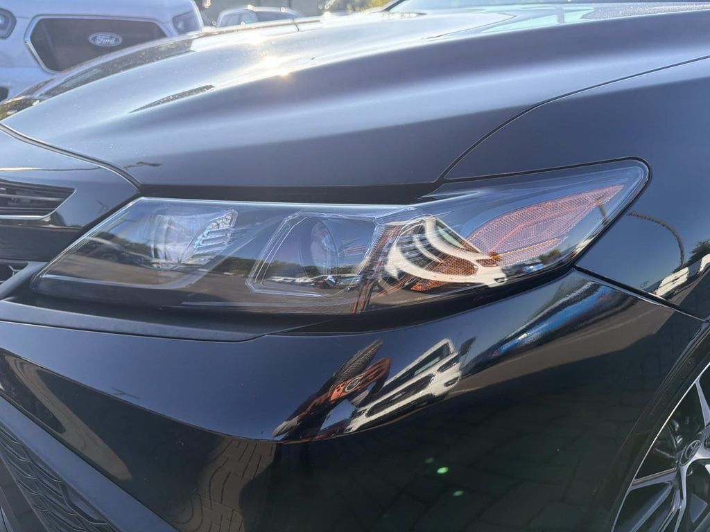 Used 2022 Black Toyota SE image 4