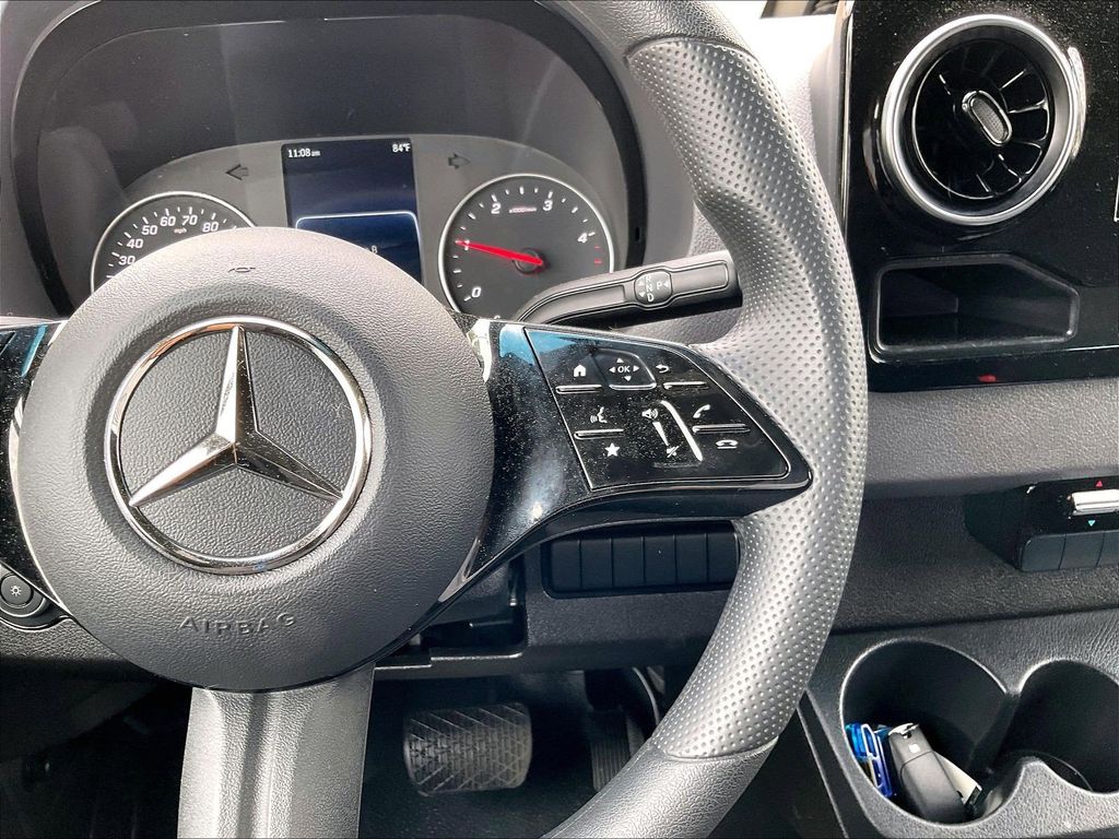 2025 Mercedes-Benz Sprinter 2500 — photo 24