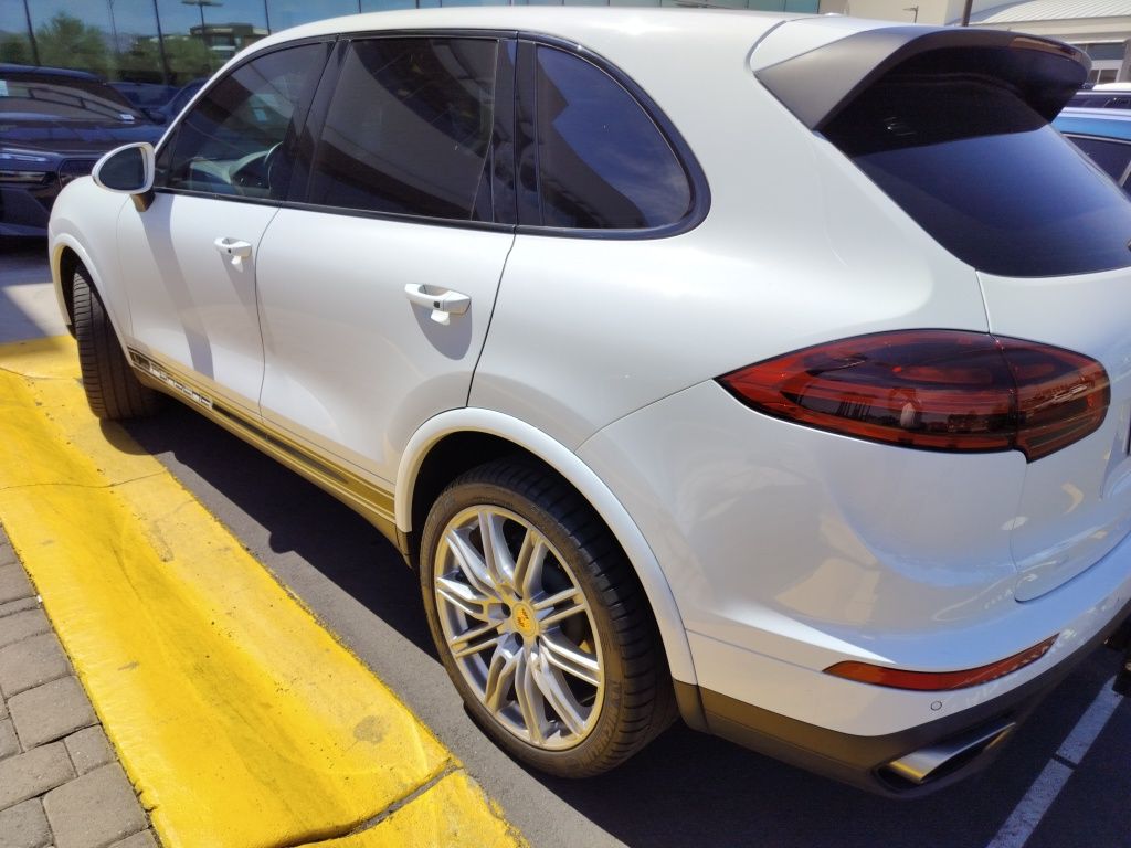 2018 Porsche Cayenne Platinum Edition 3