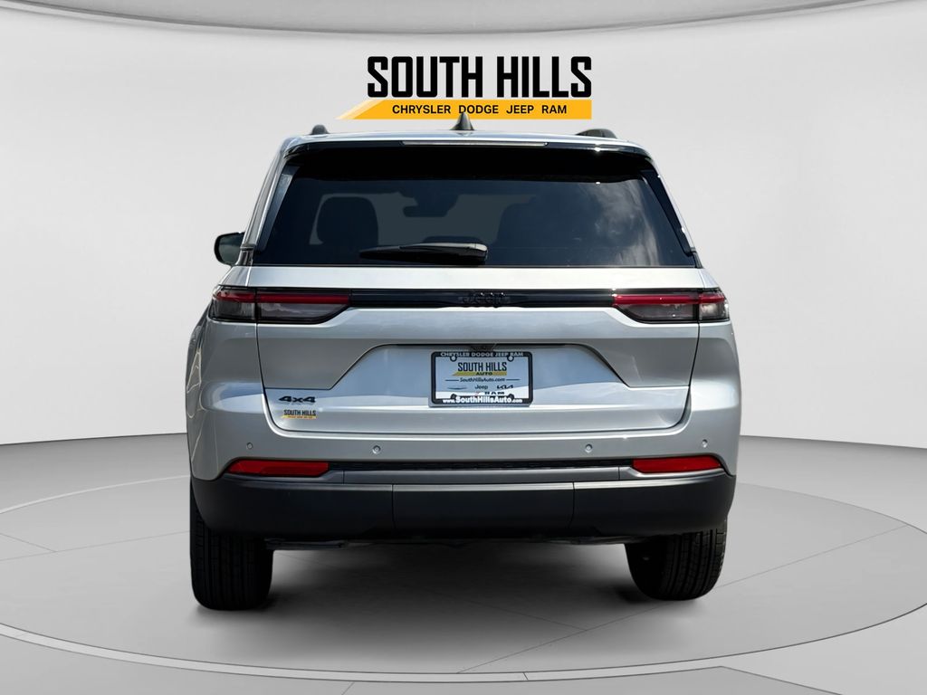 2026 Jeep Grand Cherokee Altitude Silver at Spitzer Acura