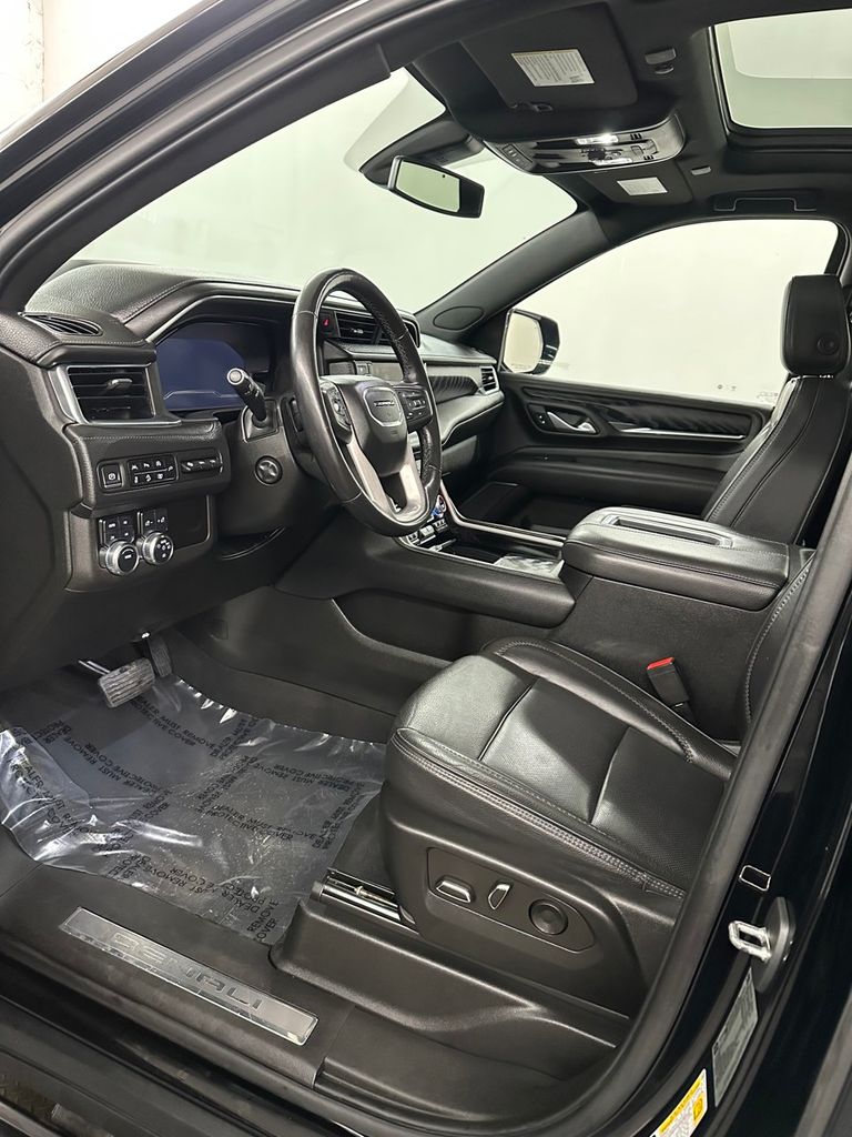 used 2022 GMC Yukon XL car, priced at $57,985