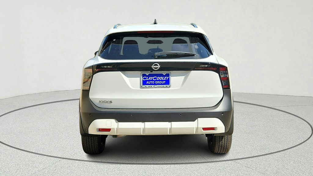 2026 Nissan Kicks