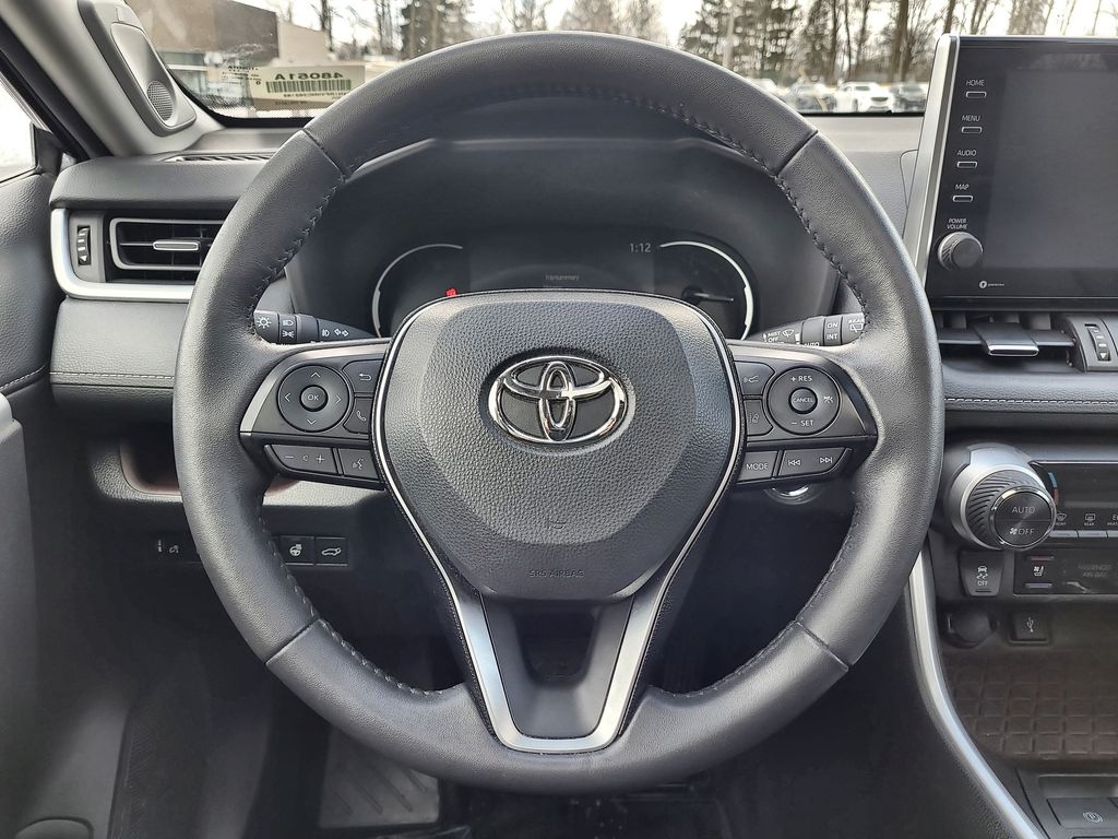 2022 Toyota RAV4 Limited 14