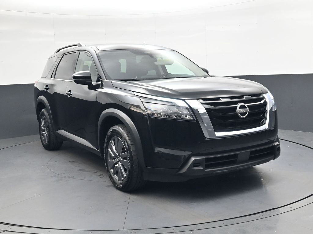 2025 Nissan Pathfinder SV 4WD