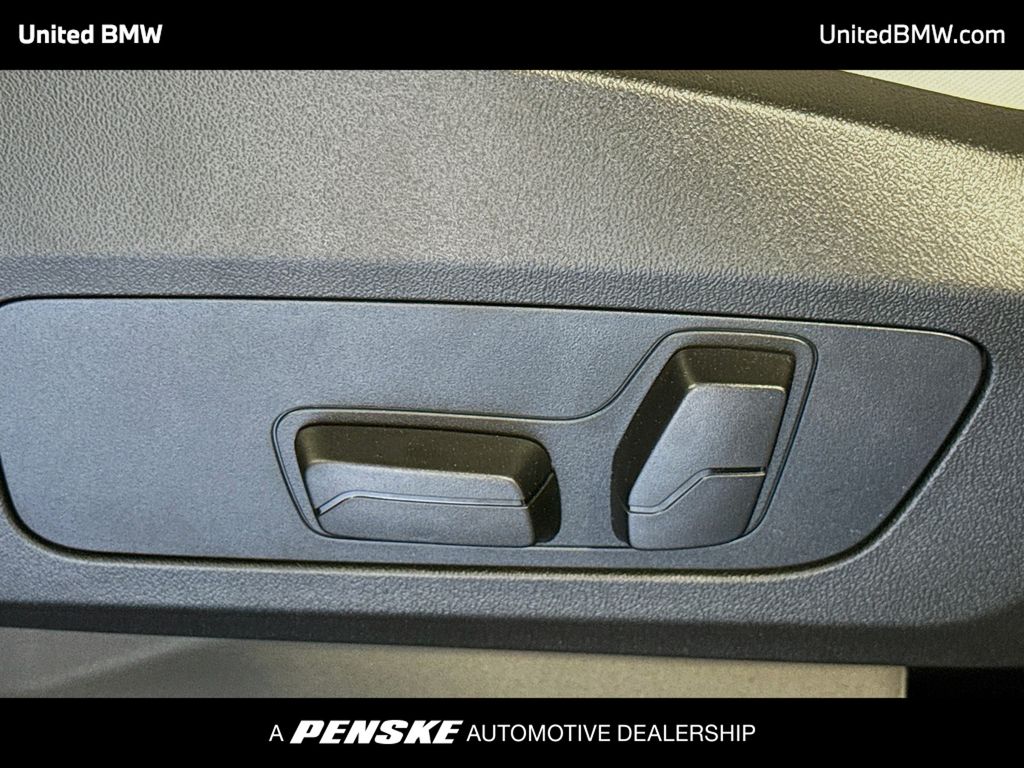 Thumbnail: 2026 BMW X1 - 4