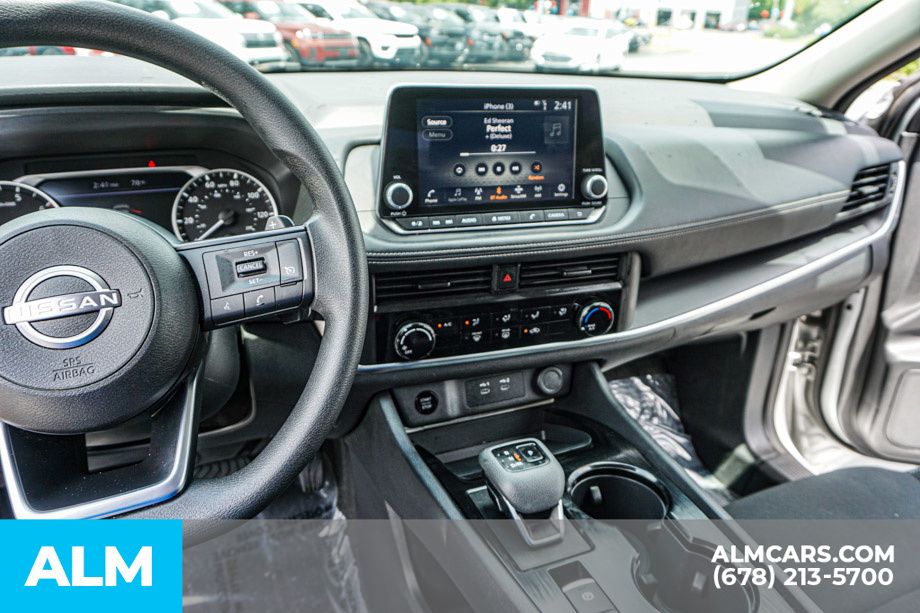 Used 2024 Silver Nissan S image 31