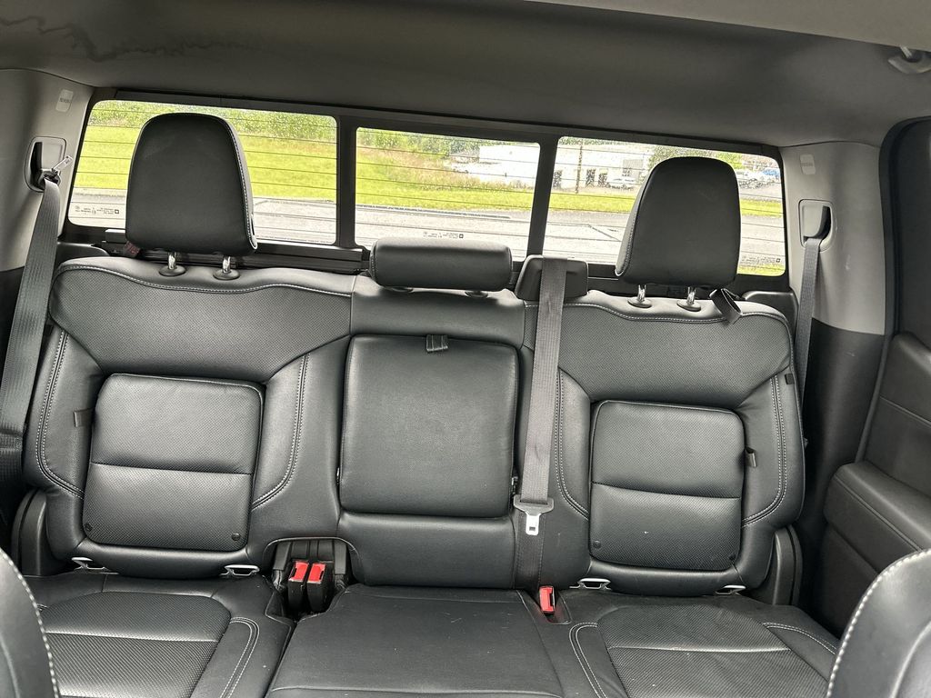Used 2020 Silver Chevrolet RST image 13