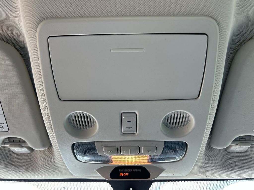 2021 Diamond White Ford EcoSport SE FWD SUV