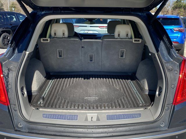 Used 2019 Gray Cadillac Luxury image 31