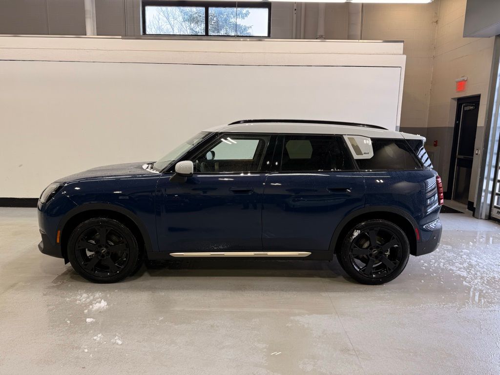Certified 2025 MINI Countryman SE with VIN WMZ53GA00S7T24368 for sale in Austin, TX