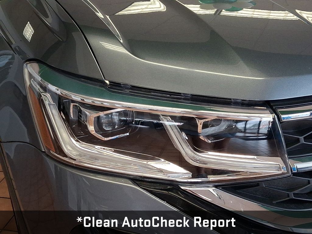 2022 Volkswagen Taos 1.5T SEL Gray at Subaru and VW of Moon Township