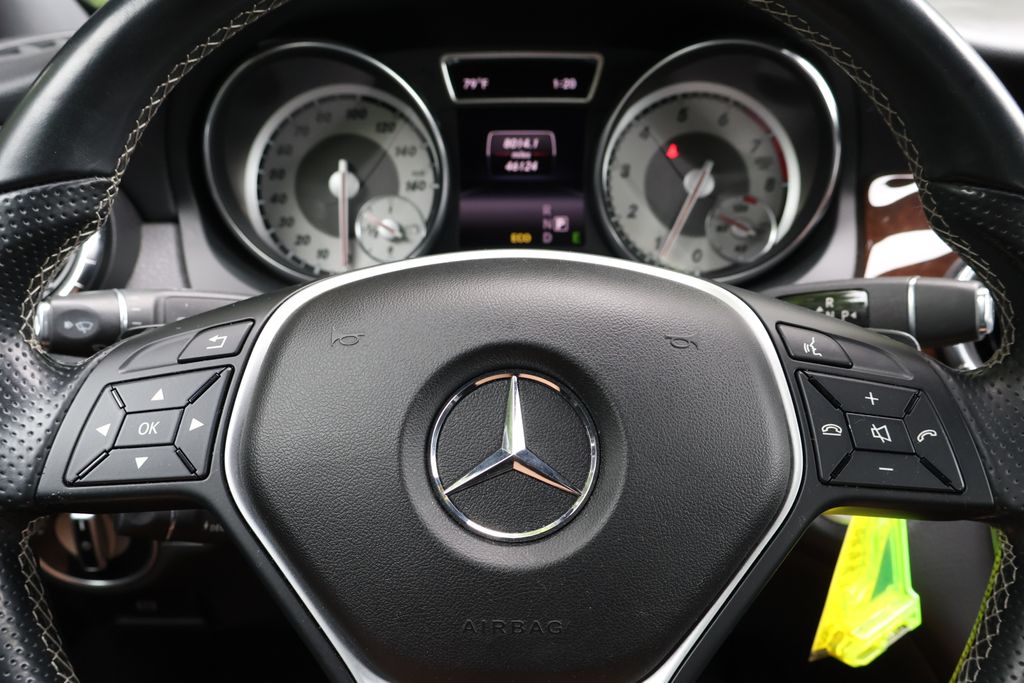 Thumbnail: 2014 Mercedes-Benz CLA - 23