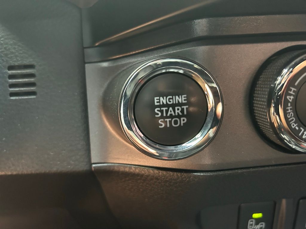 2023 Toyota Tacoma TRD Sport 21
