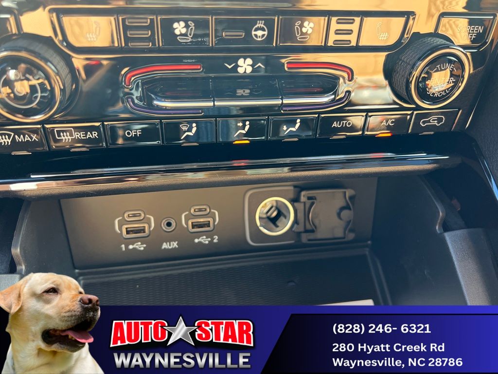 new 2025 Jeep Grand Cherokee car, priced at $57,990