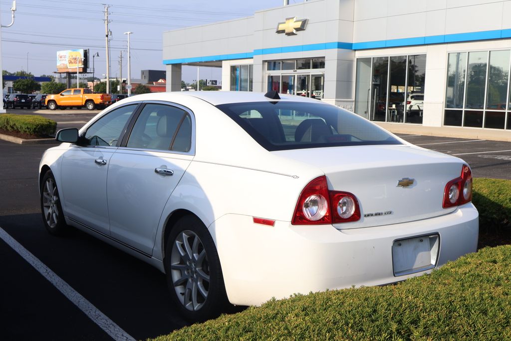 Thumbnail: 2012 Chevrolet Malibu - 11