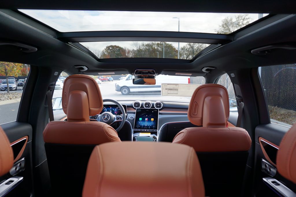 Thumbnail: 2026 Mercedes-Benz GLC - 19