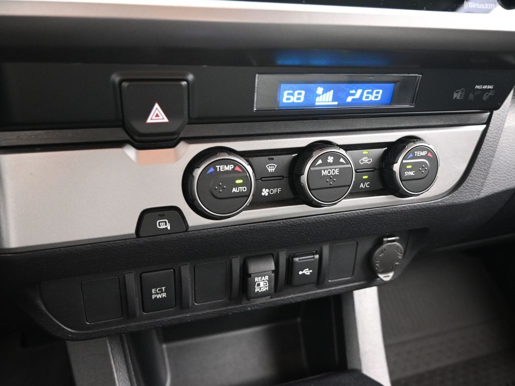 2022 Toyota Tacoma SR5 V6