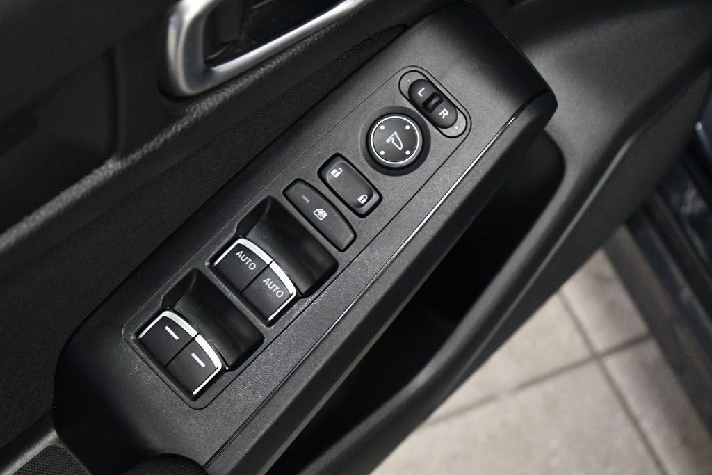 Thumbnail: 2023 Honda Civic - 14