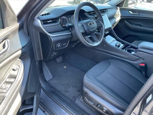 2023 Baltic Gray Metallic Clearcoat Jeep Grand Cherokee L Laredo 4X4 SUV