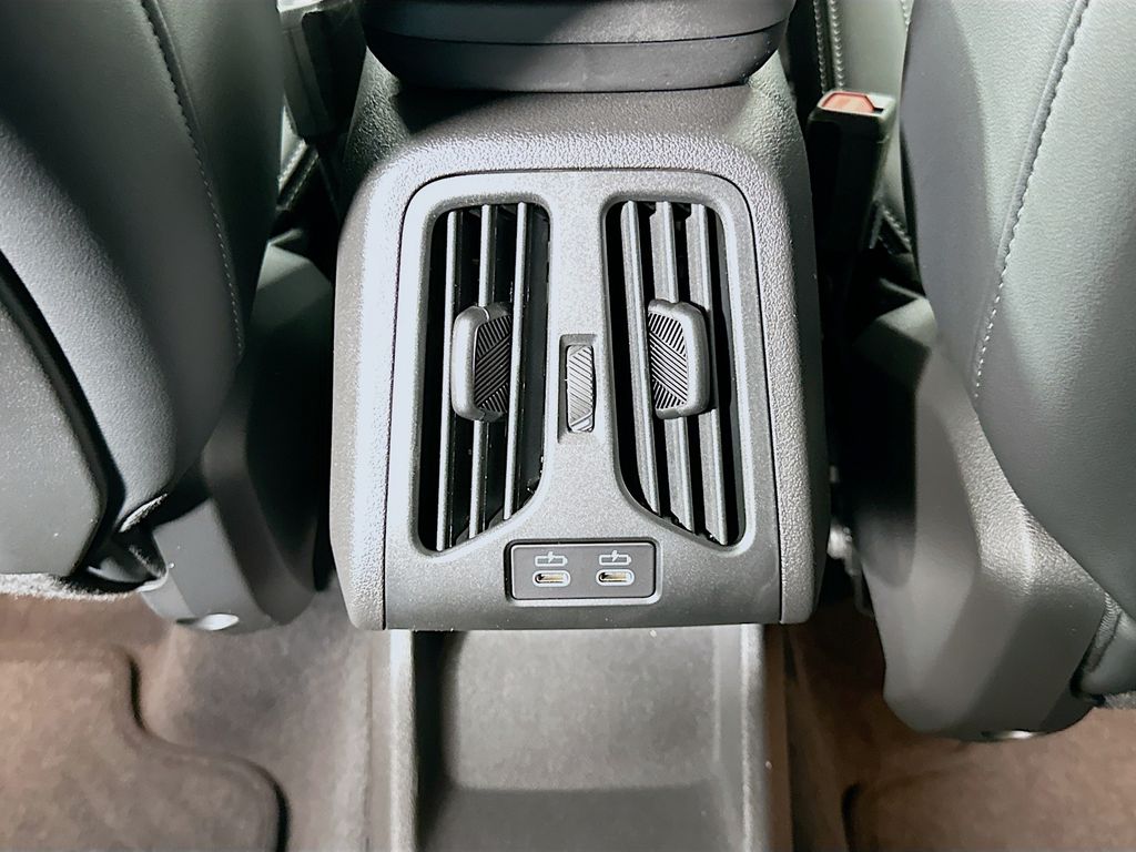 Thumbnail: 2026 BMW X1 - 18