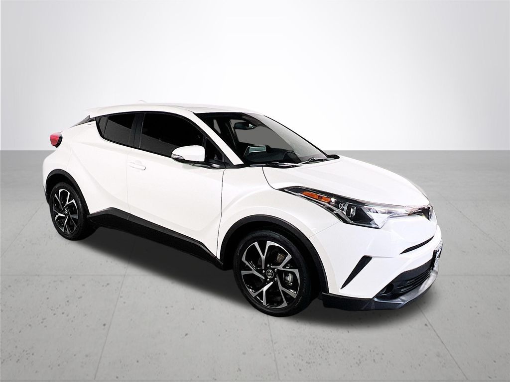 Used 2019 Toyota C-HR XLE with VIN JTNKHMBX2K1030483 for sale in Gladstone, OR