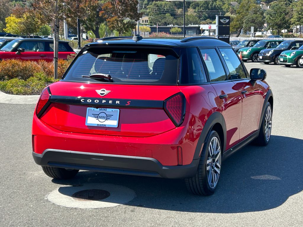 Thumbnail: 2025 MINI Cooper Hardtop - 5